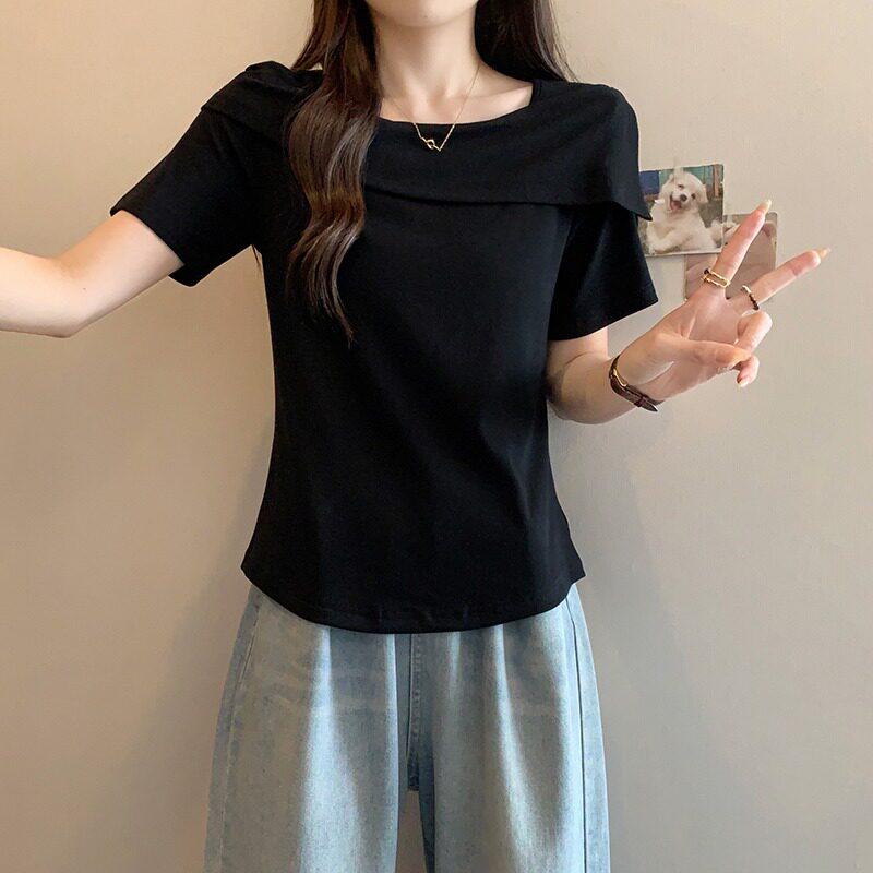 レディース ビッグサイズ かわいい オフショルダー 半袖 Tシャツ 夏用 アシンメトリー スリム見え トップス お腹カバー インナー ゆったりシルエット 接触冷感 吸湿速乾 カジュアル 普段使い・カテゴリ: Tシャツ・・シルエット: ゆったり型・詳細: 非対称・工艺: パッチワーク・主な素材: ポリエステル.綿・袖丈: 短袖・サイズ展開: L.XL.2XL.3XL.4XL・カラー展開: ブラック.ホワイト.ミルクイエロー.パープルピンク.グレー・要素: フリル・袖型: 標準・着用方法: プルオーバー・適用体型: 直線型.アップル型.アワーグラス型.梨型.ストレート型.倒三角型・適用年齢: 25-29歳・組み合わせ: 単品・厚み: 薄手・ネックライン: ボートネック・丈: 標準・柄: 無地