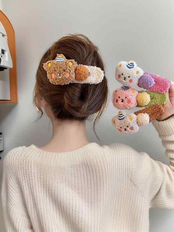 ヘアクリップ レディース ぬいぐるみベア 大型 アヒル嘴型 秋冬 かわいい 少女向け 前髪 散髪固定 アップヘア用 ふわふわ素材 簡単スタイリング 日常使い アクセサリー・スタイル: 日韓・分類: サイドクリップ・カラー展開: ピンク.グリーン.ホワイト.ブラウン.ベージュ