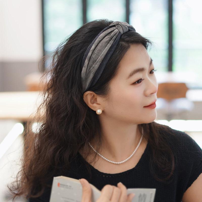 レディース ヘアバンド デニム素材 布 レトロ風 スタイル エイジング加工 高級感 外出用 普段使い 百搭 カジュアルコーディネート 高め頭頂 ポニーテール対応 簡単着脱