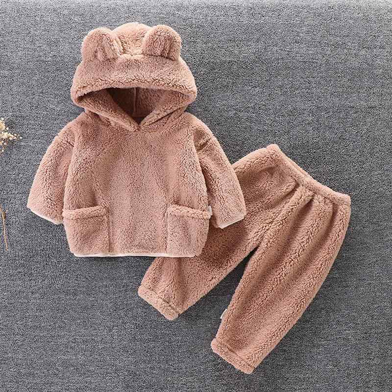 ベビー 秋冬 フランネル パジャマ 2ピース セット 保温 フード付き 部屋着 外出着 暖か 柔らかい 素材 綿混 ゆったり シルエット・年齢: 6ヶ月.9ヶ月.12ヶ月.2歳.3歳.4歳.5歳・機能: 保暖.室内用・素材: 珊瑚絨・スタイル: カジュアル・性別: 男女共通・カラー: ブルー.白.ブラウン.ピンク・参考身長: 90cm.100cm.110cm.120cm・主な素材: ポリエステル100%