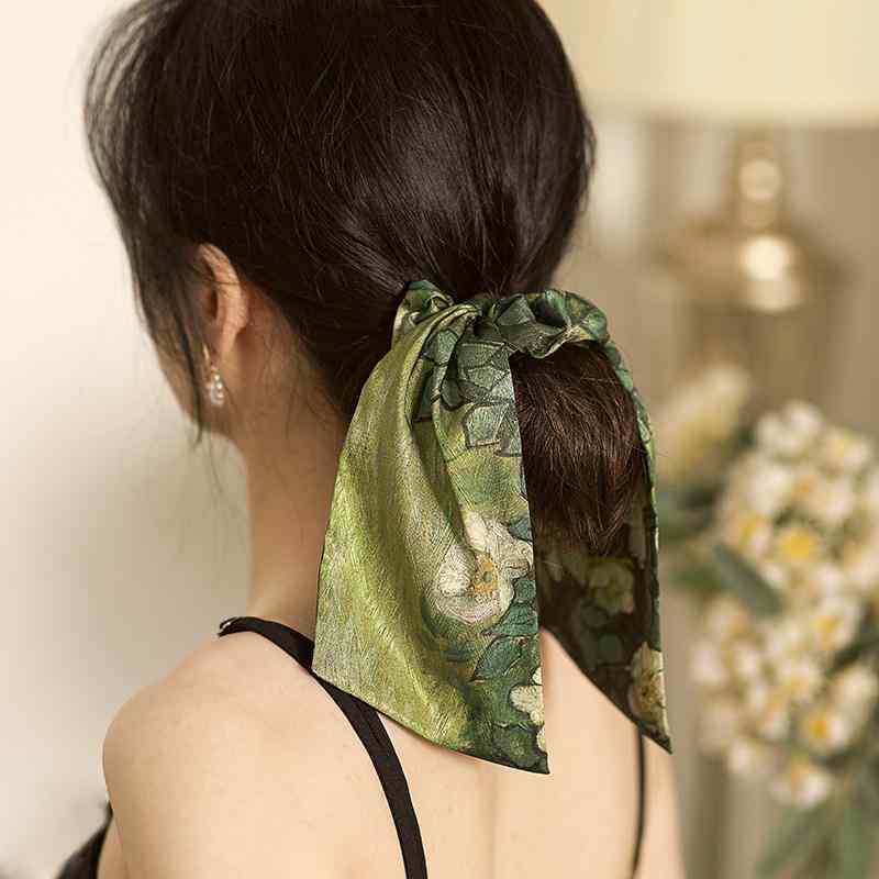 ヘアアクセサリー ヘアゴム ヘアバンド リボン セット バラ柄 高級感 万能 リゾートスタイル ポニーテール 軽量 伸縮性 普段使い かわいい