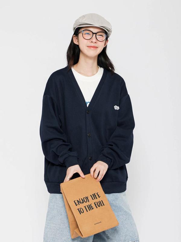 Rakuten - レディース カーディガン スウェット Vネック ボタン ゆったり 薄手 レトロ 学院風 カジュアル ビッグシルエット 軽量 普段使い トップス