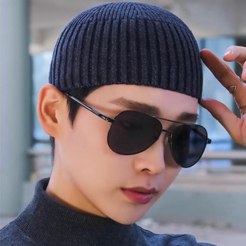帽子 メンズ レディース 秋冬 ニット メロンハット 毛糸 冷感 かぎ針編み 軽量 伸縮性 普段使い・カテゴリ: ニット帽・スタイル: カジュアル・帽頂: 丸頂・帽檐: 無檐・対象: 男女共通・サイズ展開: 均一・カラー展開: カーキ.ダークグレー.ブラック.ネイビー.ライトグレー.ミディアムグレー