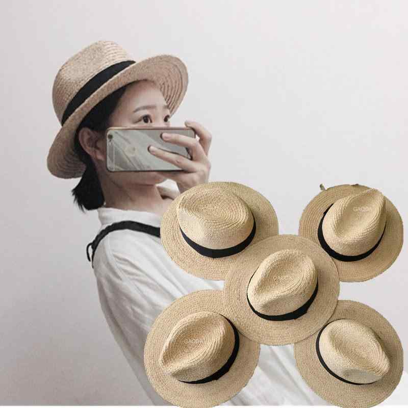 麦わら帽子 女性用 メンズ 夏用 パナマ帽 ビーチハット 韓国 英国風 ラフィア素材 大きめサイズ 軽量 通気性 ファッション カジュアル アイボリー ベージュ ブラック・カテゴリ: 草帽・スタイル: カジュアル・主な素材: ラフィア草・サイズ展開: S(55cm).M(57cm).L(59cm).XL(61cm).XXL(63cm)・カラー展開: グレー.ベージュ.ベルト装飾カーキ・対象: 男女兼用・適用年齢: 20-24歳.25-29歳.30-34歳.35-39歳.40-59歳・適用シーン: 外出・適用対象: カップル..中年・帽頂スタイル: 高頂・帽檐スタイル: 大檐・スタイル詳細: プレーン
