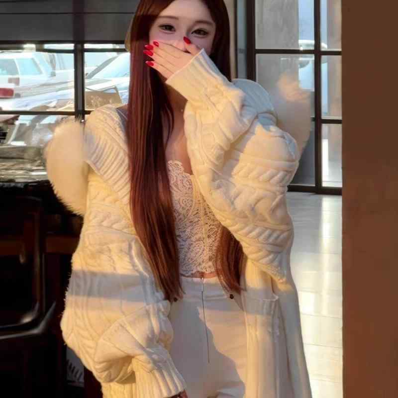 樂天商城 - カーディガン レディース 秋冬 フード付き 切り替え ファーエッジ ゆったりシルエット 中長丈 アウター トップス 普段使い カジュアル 暖か レイヤード ソフトタッチ