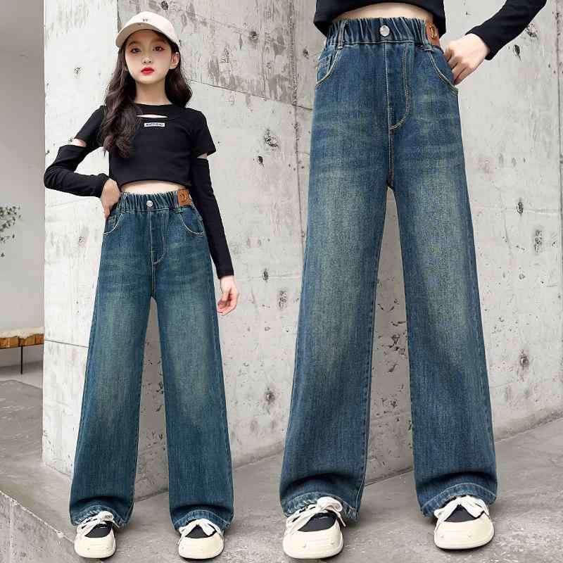 パンツ キッズ 女の子用 デニム 秋冬 ストレートワイドレッグ フリース裏地 暖か 伸縮性 カジュアル 普段使い ストレッチ素材 膝下丈 ゆったりシルエット・スタイル: 韓版・腰位置: 高腰・丈: ロング・素材: デニム生地・カテゴリ: ジーンズ・対象: 女性・対象年齢: 5-18歳・参考身長: 120cm.130cm.140cm.150cm.160cm.170cm・カラー展開: ヴィンテージブルー.ブラックグレー.デニムブルー.ライトブルー.ブルー.アプリコット
