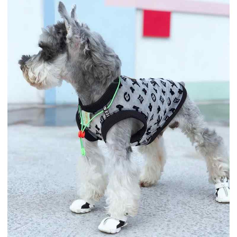 ペット服 小型犬猫用 夏 薄手 ベスト 通気性 UVカット 日焼け防止 軽量 屋外 シュナウザー テディ ビション ポメラニアン 対応