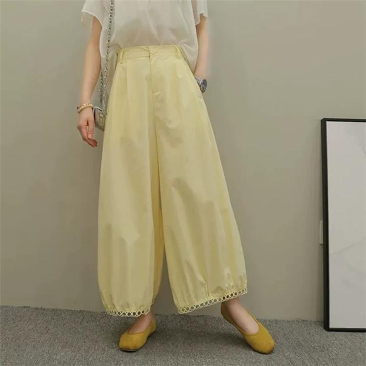 レディース 夏用 ワイドパンツ ハイウエスト 9分丈 レース 透け 灯籠型 ゆったり シルエット スリム効果 気品 カジュアル スタイル 軽量 伸縮性・・: シンプル・パンツ形状: ランタンパンツ・ディテール: ポケット・開閉: ジッパー・ウエスト: ハイウエスト・丈: 9分丈・サイズ展開: M.L.XL・生地: 人綿・主な素材: 綿100%・加工: 水洗・厚み: 薄手・カラー展開: ブラック.イエロー.ホワイト
