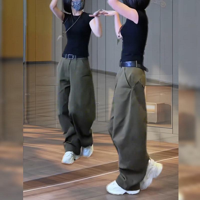 樂天商城 - カーゴパンツ 女性用 夏 墨緑 ゆったり ワイドレッグ ストレート ビッグサイズ 痩せ見え 薄手 軽量 通気性 吸湿速乾 カジュアル レジャー デイリー ワークスタイル