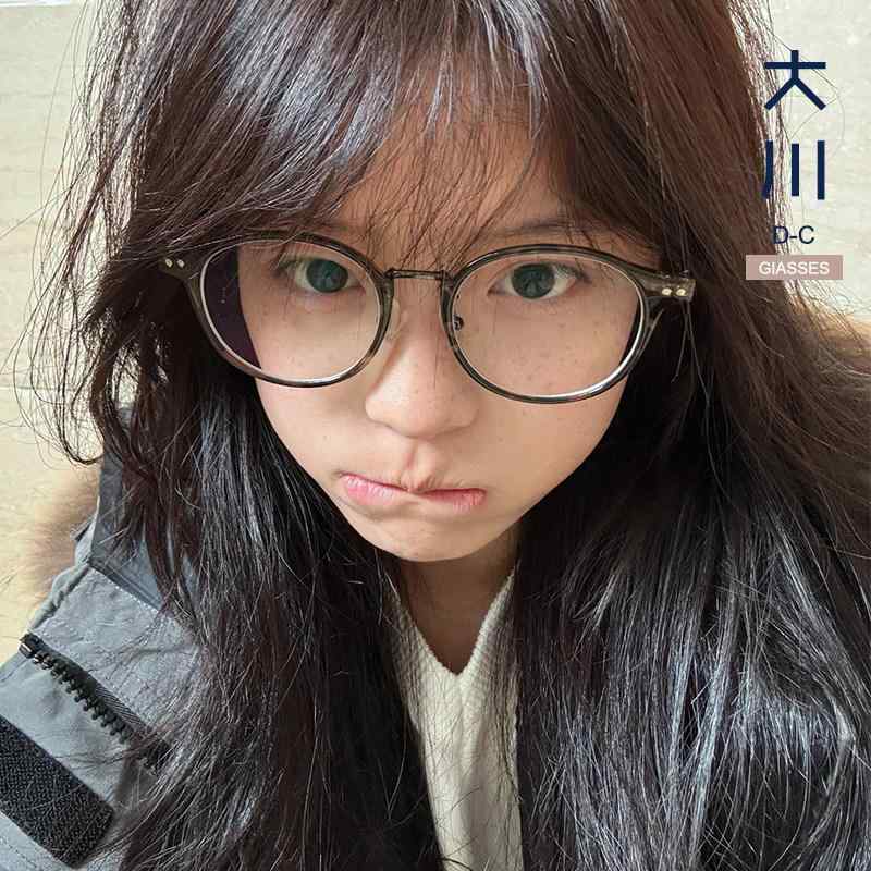 BURBERRY - 眼鏡 レディース 韓国風 亀甲柄 楕円フレーム ヒョウ柄 超軽量 レトロ ファッション 度なし 顔映り 学生向け カジュアル 日常使い 軽量素材 ナチュラルメイク