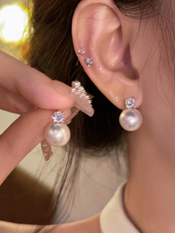 Coral - レディース イヤリング パール ジルコニア スタッド クリップ 高級感 クラシック デザイン トレンド アクセサリー 普段使い 軽量 小ぶり 輝き