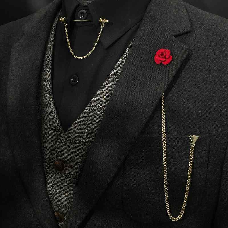 メンズ 胸花 赤いバラ スーツ用 ラペルピン バッジ 新郎 結婚式 伴郎 アクセサリー 男性用 花飾り 襟元装飾 フォーマルウェア ピン留め コサージュ ラッキーアイテム
