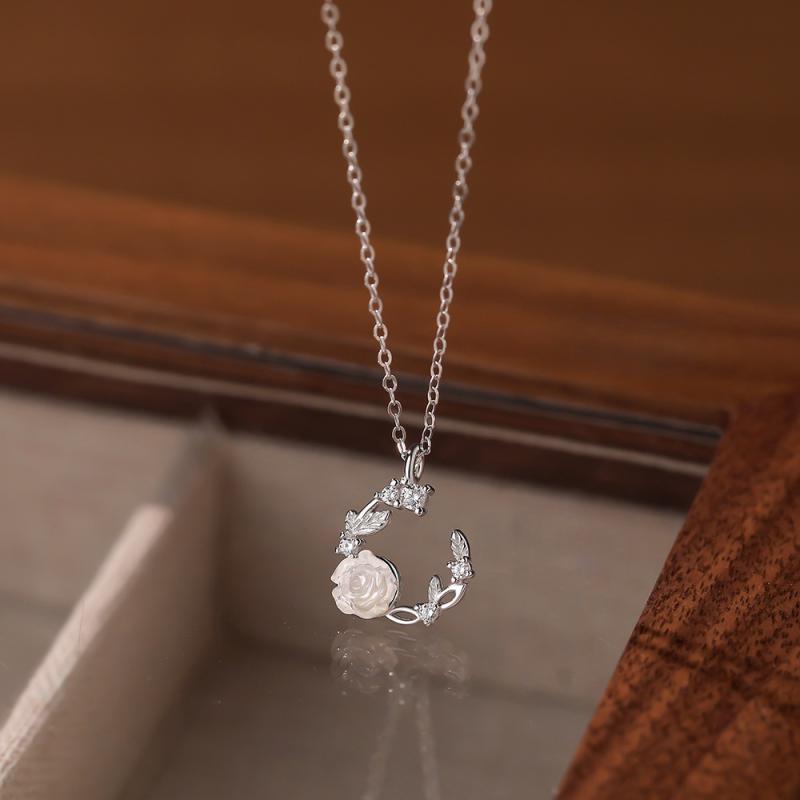 Chromium - ネックレス 女性用 ファッション シンプル 白貝母 花 ペンダント 森系 かわいい 夏 鎖骨チェーン 軽量 接触冷感 ピンク系 アイボリー 花柄 アクセサリー 普段使い 伸縮性