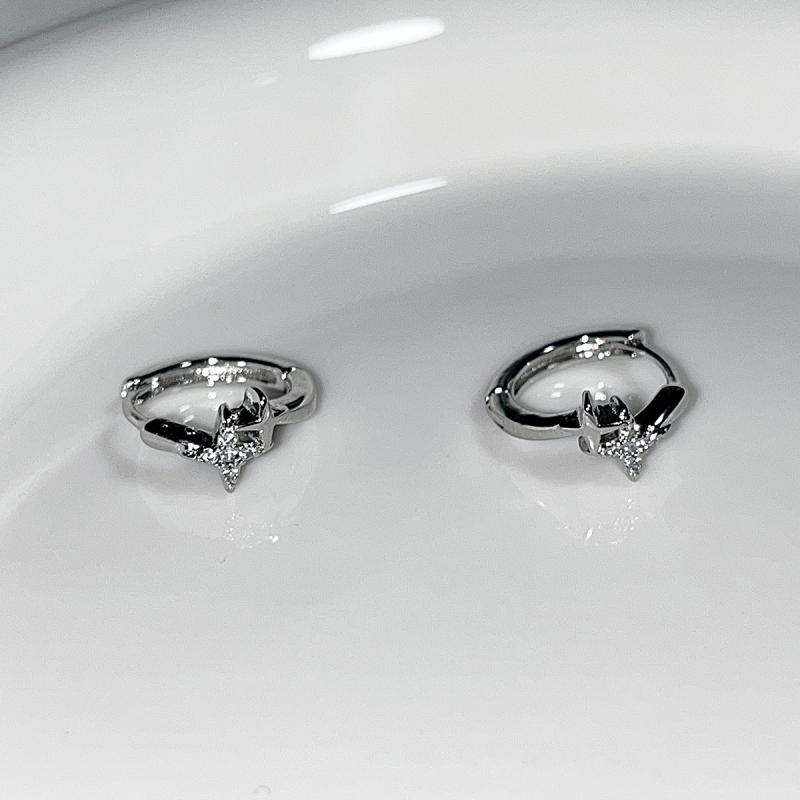 乐天商城 - イヤリング 女性用 シンプル 十字 星 4点セット 小型 個性 アクセサリー 銀色 スタイリッシュ 普段使い 軽量 ファッション ジュエリー