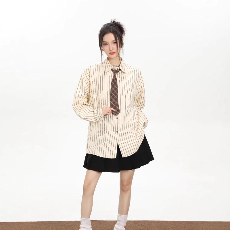 乐天商城 - 長袖 シャツ 女性用 ゆったり トップス 春秋 ストライプ 切り替え袖 肌触り 良い コットン混 紡績素材 軽量 伸縮性 通勤 普段使い カジュアル スタイル ブラック グレー アイボリー ベージュ