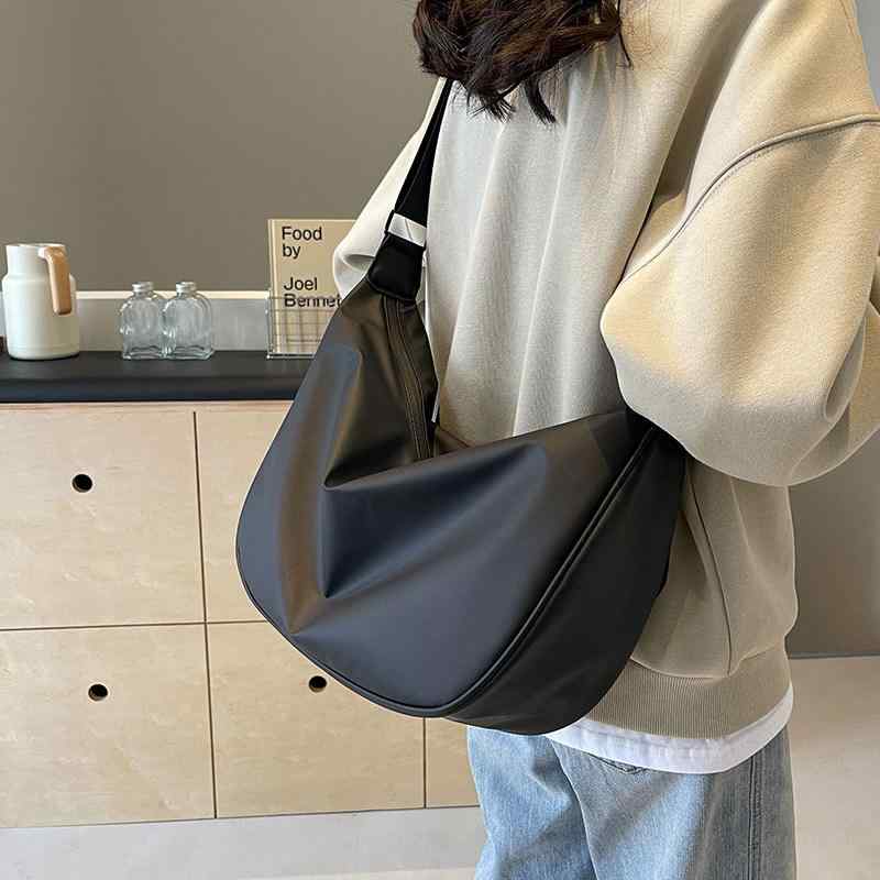 トートバッグ レディース ナイロン 通勤用 大容量 片肩掛け 斜めがけ 春 リラックスシルエット 饅頭型 鞄 ショルダーバッグ 普段使い 軽量 伸縮性