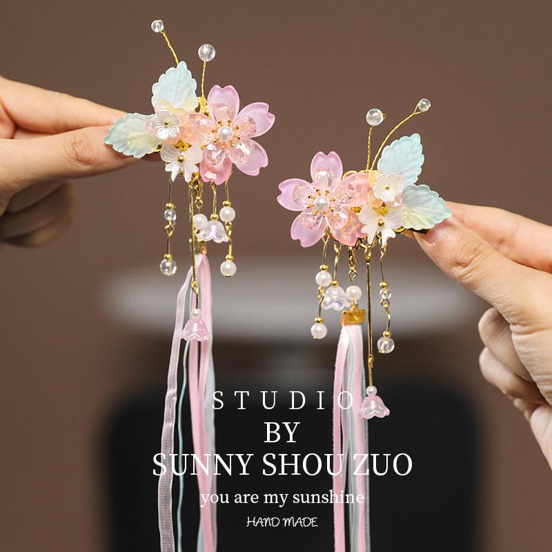 乐天商城 - 髪飾り 女の子用 赤い 花 タッセル デザイン 中華風 プリンセス ベビー ヘアクリップ ヘアピン 子供 アクセサリー かわいい モチーフ クリップ 付け 簡単 日常使い