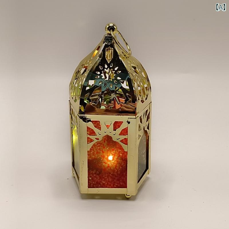 リバーパディのキャンドルホルダー 金色 欧 アイアン インテリア 装飾品 置物 テーブルデコ モダン クラシック 金属製 耐久性 洗練 空間演出 日常使い ギフト向き 光の演出 暖かみ 光沢加工 細工 彫金 インテリア小物 ホームデコレーション｜アングル2