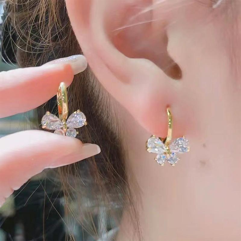 Rubellite - イヤリング 女性用 韓国 水晶 蝶結び シンプル かわいい 甘め カジュアル 普段使い 軽量 輝き シルバー ゴールド ベーシック アクセサリー 耳元ピアス