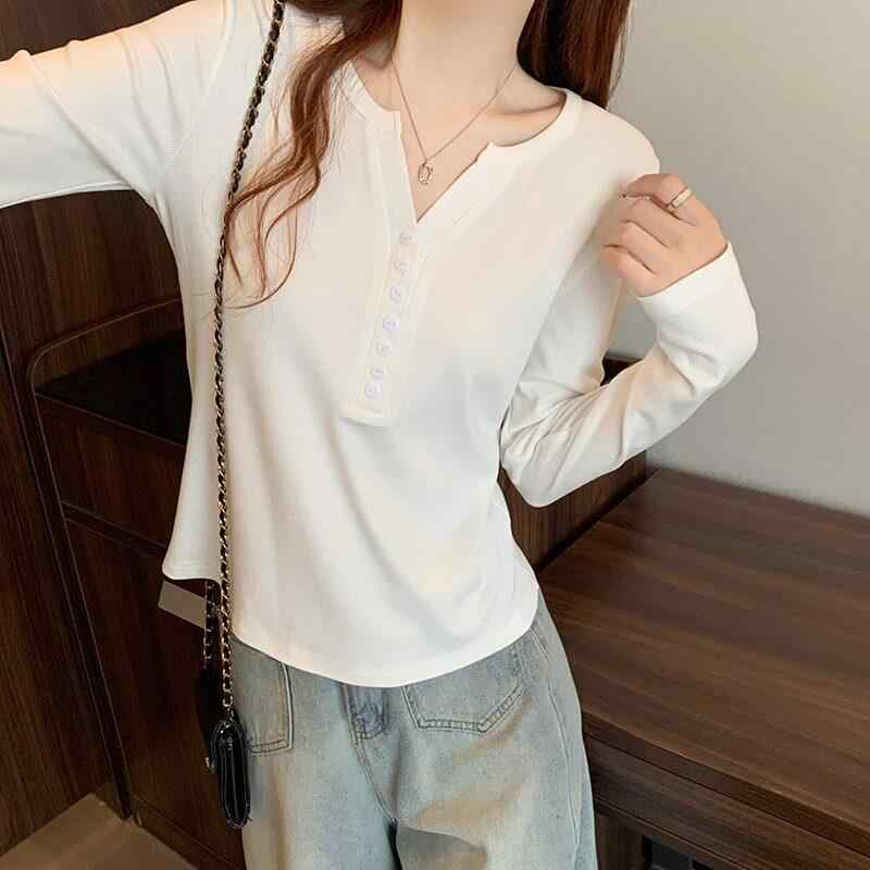 乐天商城 - レディース 長袖Tシャツ 大きめサイズ 半開き襟 ボタン インナー 春 ゆったりシルエット スリム効果 お腹カバー 正肩 トップス 普段使い コーディネートしやすい 柔らかい素材