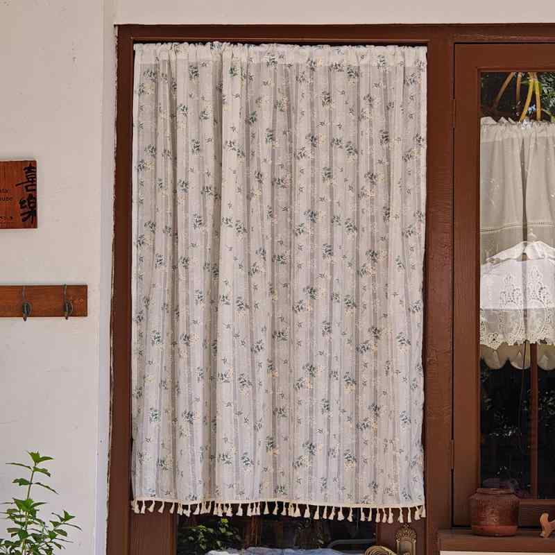 ドアカバー 家用 壁掛け不要 厨房 寝室 収納 仕切り 遮光 日式 半透明 布地 室内装飾 軽量 取り付け簡単 通年使い シンプル