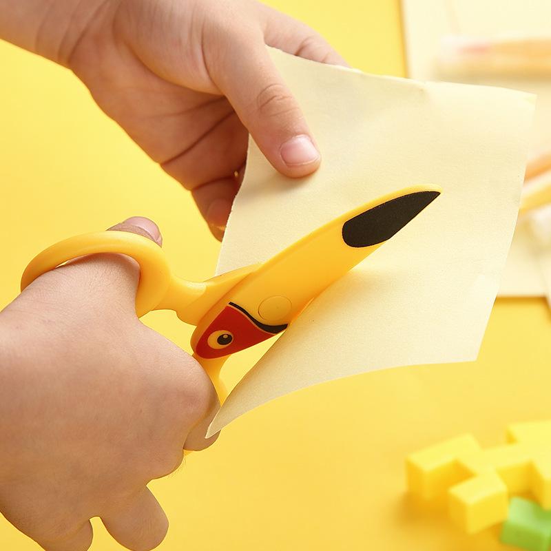 ハサミ 子供用 安全 事務用品 工作 かわいい キャラクター 幼児用 小学生 幼稚園 ...