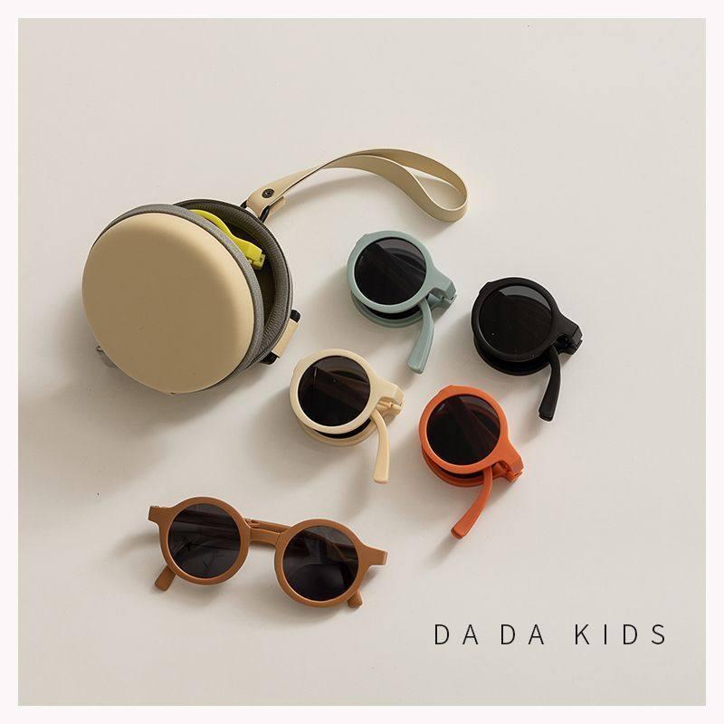 Sunglasses - ベビー サングラス キッズ用 UVカット 紫外線防止 日焼け対策 目を守る 柔らかいフレーム 軽量 夏用 アウトドア 散歩 安全素材 乳幼児対応 赤ちゃん目安