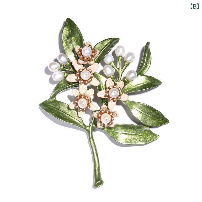 ブローチ かわいい 花柄 植物モチーフ カラフル クリスタル アクセサリー 結婚式 ...