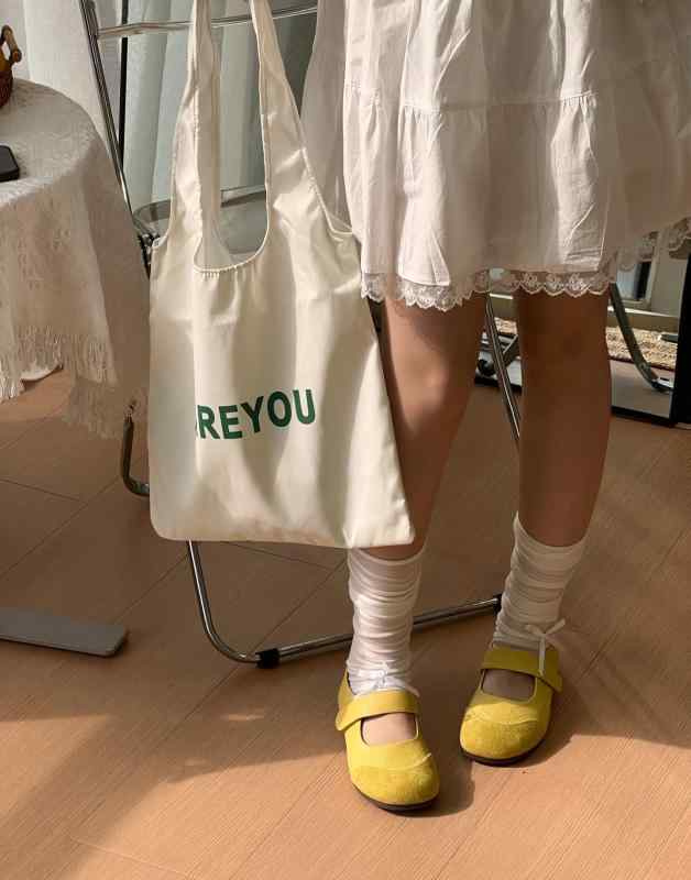 シューズ レディース メアリージェーン フラットシューズ バレエ風 カジュアル ソフトソール 日常使い 軽量 快適 ストラップ付き ぺたんこ靴