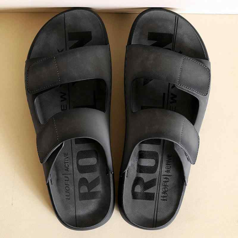 メンズ サンダル 軽量 ソフトソール アウトドア トング ビーチシューズ カジュアル レトロ スタイリッシュ 夏用 クッション性 快適 履きやすい ファッション アクセサリー 足元コーデ・スタイル: カジュアル・要素: ステッチ・サイズ展開: 38,39,40,41,42,43,44・対象: ・用途: スポーツカジュアル・アッパー素材: 合成革・インソール素材: 合成革・機能: 通気・ヒールタイプ: フラット・ヒール高: 3cm未満・ソール素材: ポリウレタン・柄: 無地・カラー展開: グレー.カーキ・タイプ: ストラップサンダル