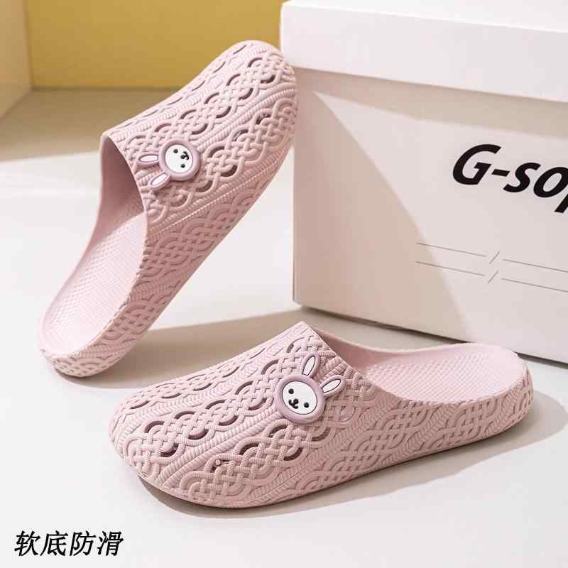女性用 夏用 クローグサンダル つま先カバー 滑り止め 浴室用 室内スリッパ 柔らかいソール 軽量 屋外対応 クッション性 通気性 ビーチサンダル ルームシューズ シャワーサンダル