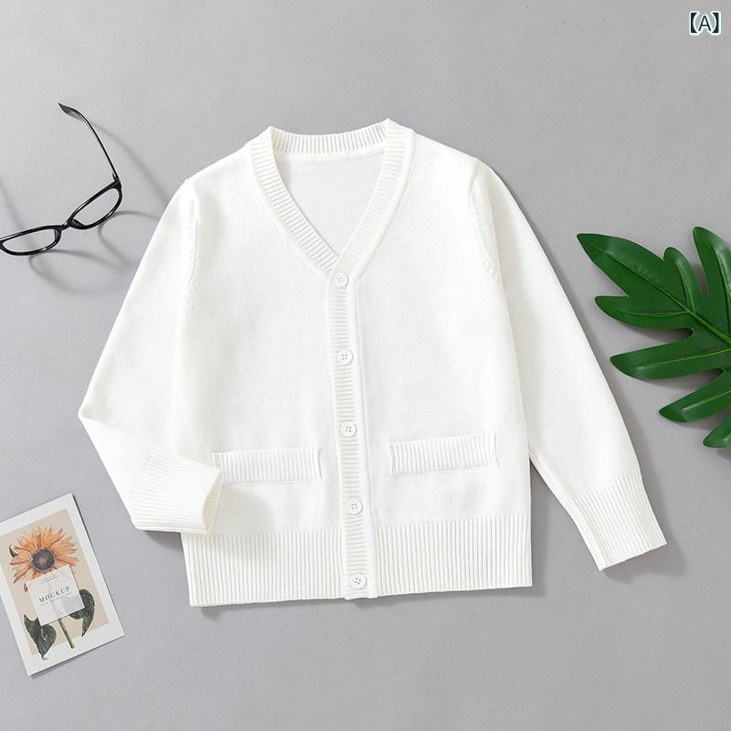 ニットカーディガン 男の子 綿素材 学院風 韓国スタイル 春秋用 通学服 プレッピースタイル 子供服 セーター トップス 学校用・スタイル: 学院風・素材: 綿72%.ポリエステル18%.ナイロン10%・厚み: 普通・袖丈: 長袖・ネックライン: Vネック・前開き: 単排ボタン・柄: 無地・対象: 男女・身長目安: 110cm.120cm.130cm.140cm.150cm.160cm・カラー展開: ブラック.紺色.ホワイト.ライトグレー