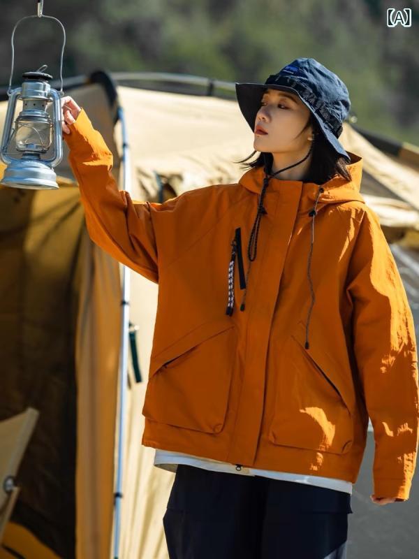 ジャケット レディース アウトドア 防風 防水 機能性 シェル ゆったり フード付き ワーク スタイル ハイキング 登山 軽量 伸縮性 吸湿速乾 トレッキング トレイル ランニング・・フィット: ・ディテール: ジッパー.ポケット・袖丈: 長袖・襟: フード・開閉: ジッパー・柄: 無地・サイズ展開: M.L.XL.2XL.3XL・カラー展開: ブラック.オレンジ・適用年齢: 18-24歳