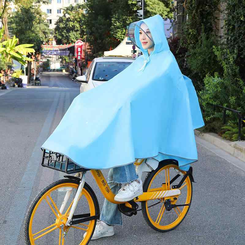 自転車用 レインコート 全身防水 ロング丈 男女兼用 学生向け 電動自転車対応 ライディング 雨具 ポンチョ 撥水加工 軽量 伸縮性 通勤用 アウトドア・カテゴリ: 自転車用レインコート・素材: EVA・サイズ展開: フリーサイズ・対象: 成人1人用・カラー展開: ブルー.ブラック.ホワイト.ネイビー.イエロー.グリーン.ライトブルー・厚み: 通常