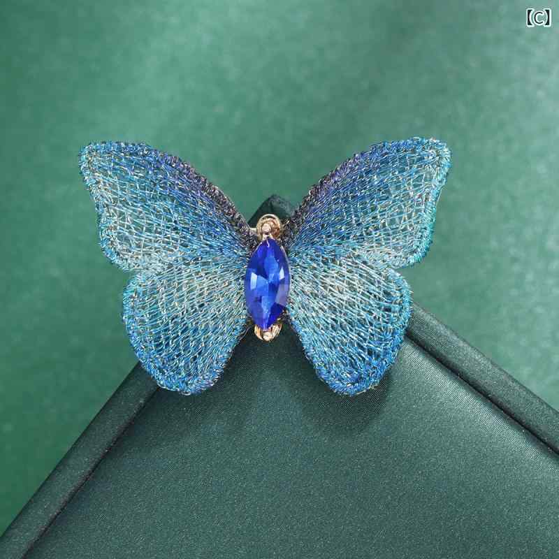 リバーパディの女性用 ブローチ 刺繍 蝶 モチーフ 高級感 繊細 エレガント スーツ アクセサリー ファッション 配飾 コサージュ ピン 上品 ビジネス フォーマル｜アングル3