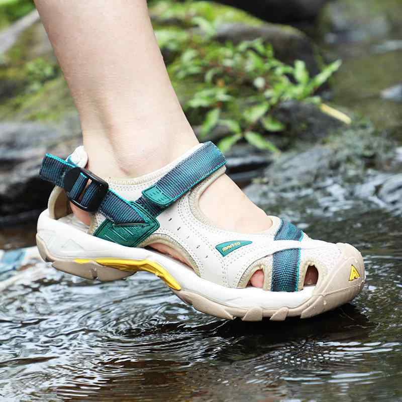サンダル メンズ レディース アウトドア 夏 ビーチ 登山 スポーツ 渓流 防滑 速乾 防水 通気性 軽量 クッション・カテゴリ: サンダル・機能: 速乾.防滑.軽便.透気.クッション・サイズ展開: 35,36,37,38,39,40,41,42,43,44,45,46・対象: カップル・固定方法: バックル・アッパー素材: 織物・ソール素材: 防滑ゴム・カラー展開: 白（女）.米色墨緑（女）.米白煙粉（女）.米灰粉紫（女）.米灰抹茶灰（女）.白冰粉（女）.黛藍（男）.米灰抹茶灰（男）.軍緑（男）.深灰浅黄（男）.茶灰カーキ（男）.栗色黒（男）.花灰（男）
