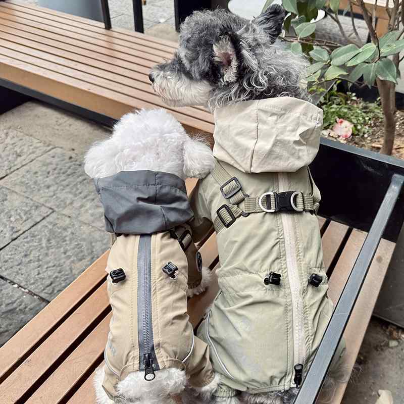 犬用 春夏 薄手 防水 レインコート スタイリッシュ 散歩用 軽量 ペット 雨具 アウトドア 機能性 速乾 快適
