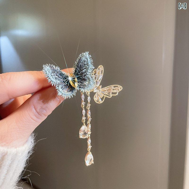 レディース ブローチ ジルコニア 蝶 フリンジ 高級感 スーツピン ファッション アクセサリー ユニーク 装飾品 通勤用 フォーマル 軽量
