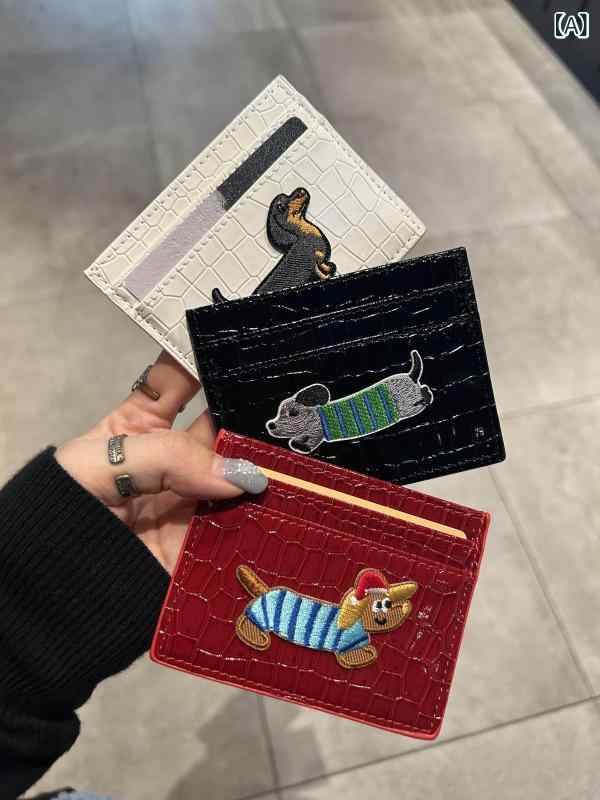 カードケース ダックスフント型 レトロ クロコダイル柄 レザー コンパクト 旅行用 交通カード ホルダー ID ケース 銀行カード 収納 日常使い 軽量 ポータブル