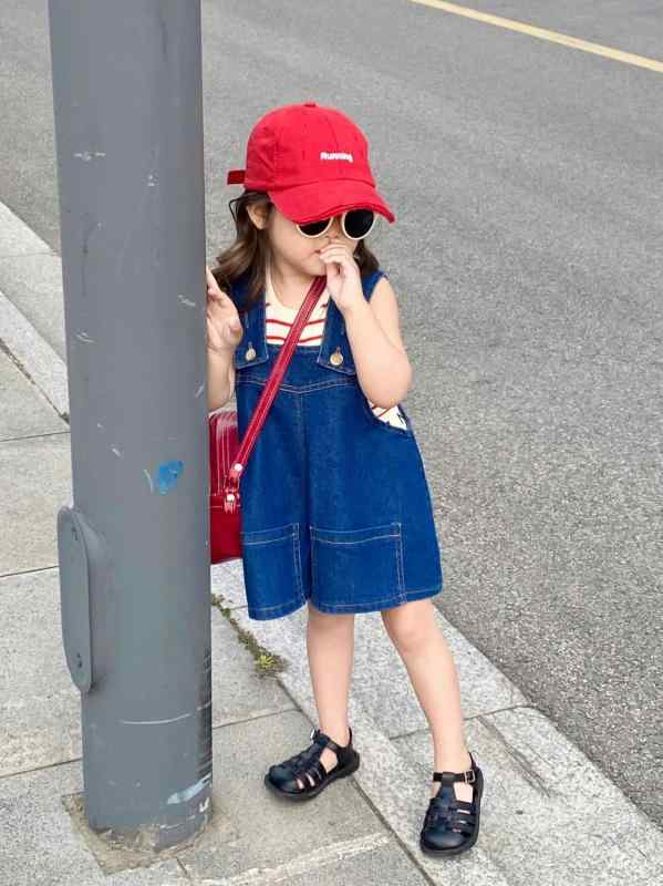 Overalls - 女児 トップス セーター 赤 ストライプ 刺繍 ニット 半袖 背心 牛仔 デニム ワイドレッグ ショートパンツ セット 春夏 かわいい 普段使い 伸縮性 通気性 軽量 子供服