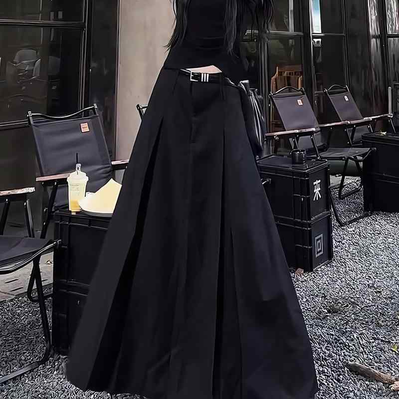 レディース スカート ブラック プリーツ 中長丈 秋冬 高級感 上品 フェミニン ミディ丈 軽やか シルエット 普段使い オフィス スタイル