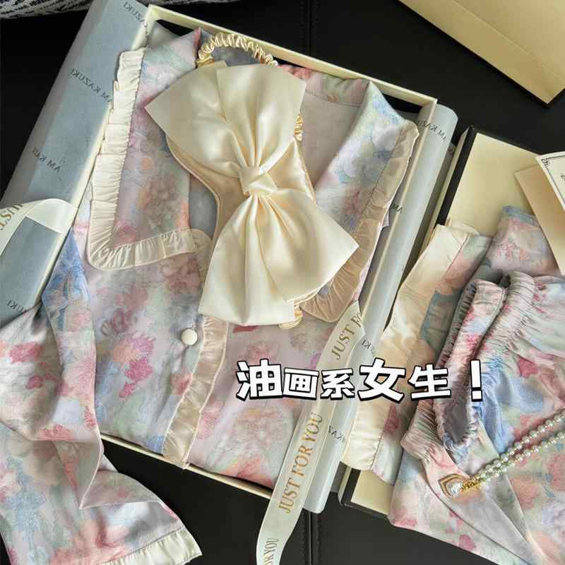 ルームウェア 女性用 長袖 接触冷感 春秋 外出OK かわいい 高級感 薄手 セット ホームウェア パジャマ 軽量 伸縮性 吸湿速乾 通勤対応 普段使い・カテゴリ: ルームウェア・スタイル: カートゥーン・柄: プリント.カートゥーン・素材: アイス　・対象: 女性・パンツ丈: ロング・ウエスト: ゴム・用途: 寝間着・厚み: 薄手・袖丈: 長袖・襟型: 小翻領・開襟: 対襟・サイズ展開: M.L.XL.XXL・カラー展開: オイルペインティングアート