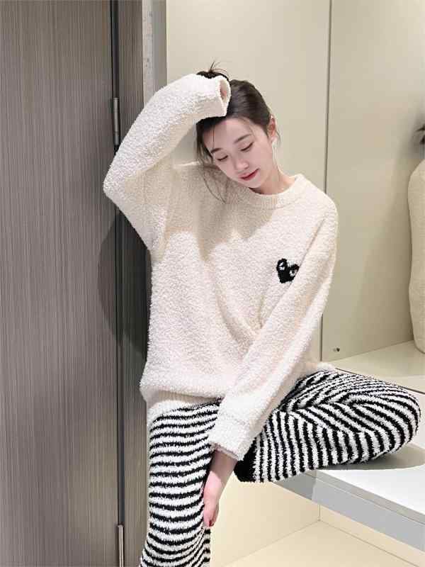 乐天商城 - パジャマ 女性用 黒白 ストライプ 秋冬 厚手 セット ふんわり 暖か 素材 かわいい ルームウェア リラックス 寝間着 部屋着