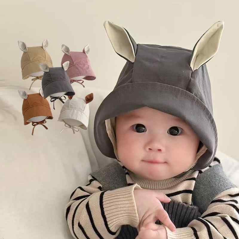 ベビー 帽子 春秋 かわいい 鹿耳 付き UVカット 日よけ 防晒 包み込み 新生児用 柔らかい 外出 室内兼用・スタイル: 可愛・帽頂スタイル: 円頂・主な素材: 毛・適用シーン: レジャー・帽檐スタイル: 短檐・頭囲: 42-48cm・推奨年齢: 3ヶ月-2歳・帽子タイプ: ベビー帽・適用性別: 男女共通・サイズ展開: 均一・カラー展開: スモークグレー.カーキ.キャラメル.ベージュ.香芋紫