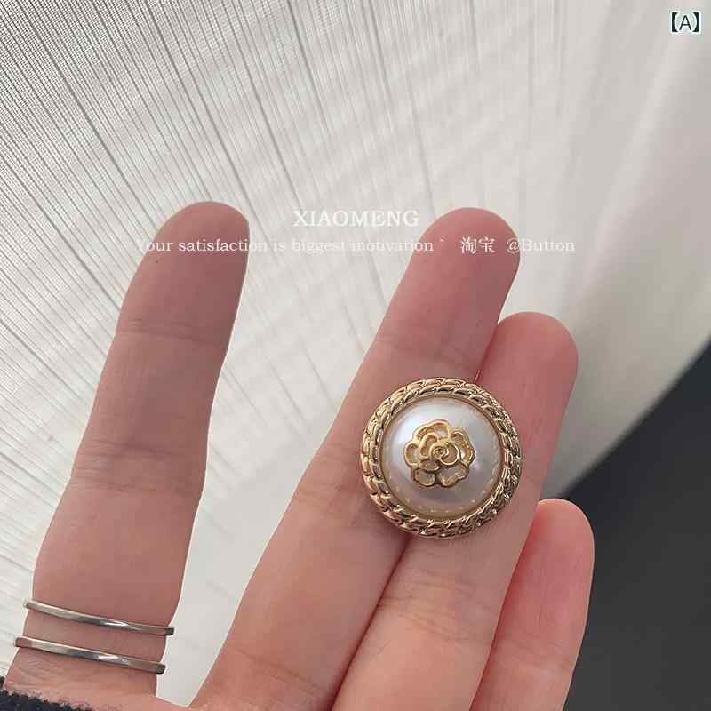 リバーパディのレディース アウター ウール コート 金属 ボタン 高級感 セーター トップス 切り替え 暖かみ 軽量 普段使い｜アングル2