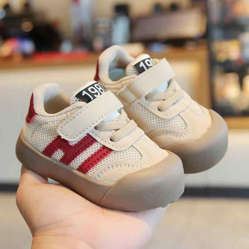 ベビーシューズ 男の子 女の子 歩き始め 春秋用 ソフトソール メッシュ素材 通気性...