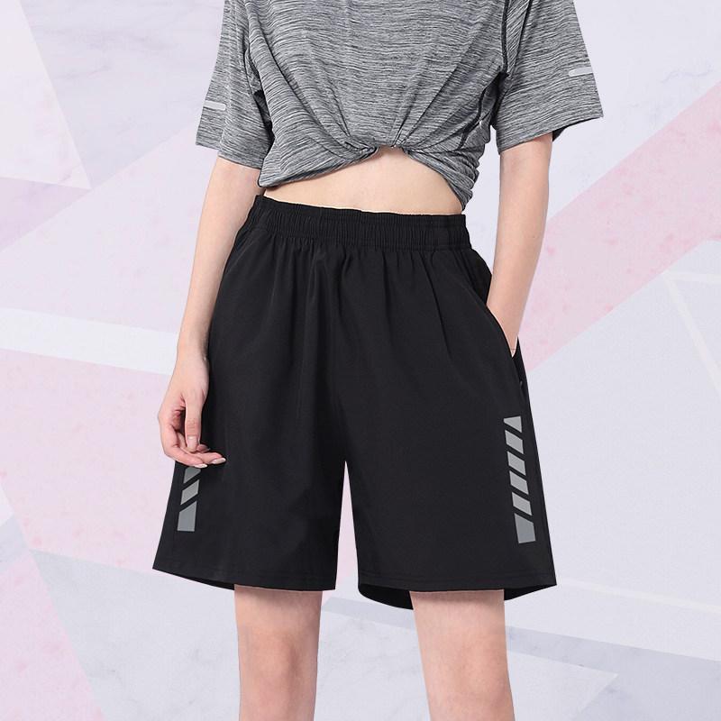レディース ショートパンツ 夏用 速乾 カジュアル ハーフパンツ 大きめサイズ 薄手 ブラック フィット スリット 吸湿速乾 軽量 アウトドア 普段使い・形状: ワイドレッグ・ウエスト位置: ナチュラル・丈: ショーツ・サイズ展開: S.M.L.XL.2XL.3XL・主な素材: ポリエステル100%
