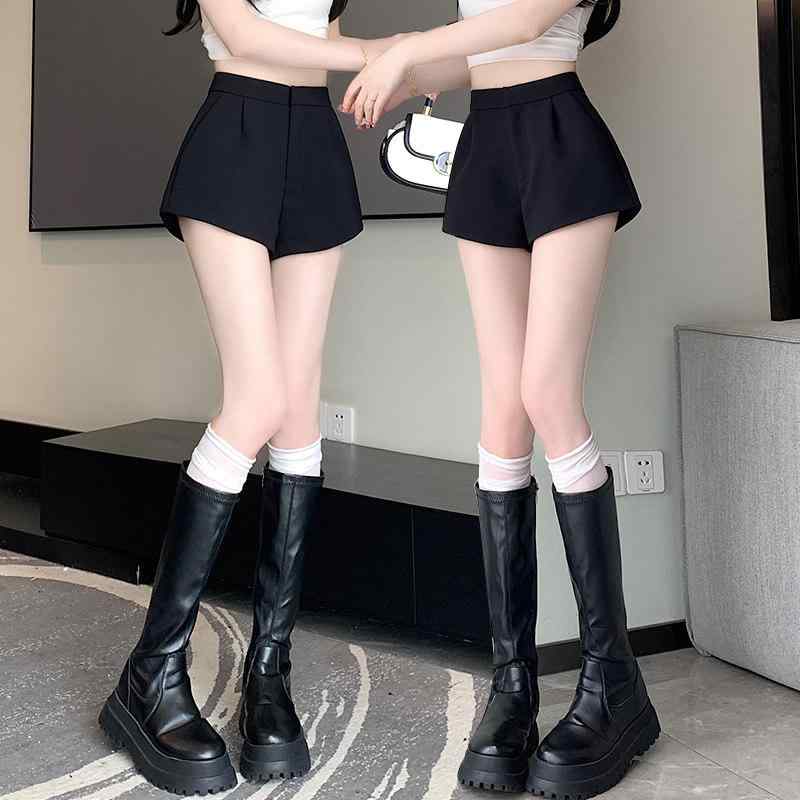 レディース ショートパンツ ブラック 夏 ハイウエスト 小柄向け Aライン ワイドレッグ カジュアル ホットパンツ 普段使い フィット 吸湿速乾 通気性・韓版・ウエスト: 高腰・丈: ショート・サイズ展開: S.M.L.XL・パンツタイプ: ワイドレッグ・厚み: 薄手・カラー展開: ブラック