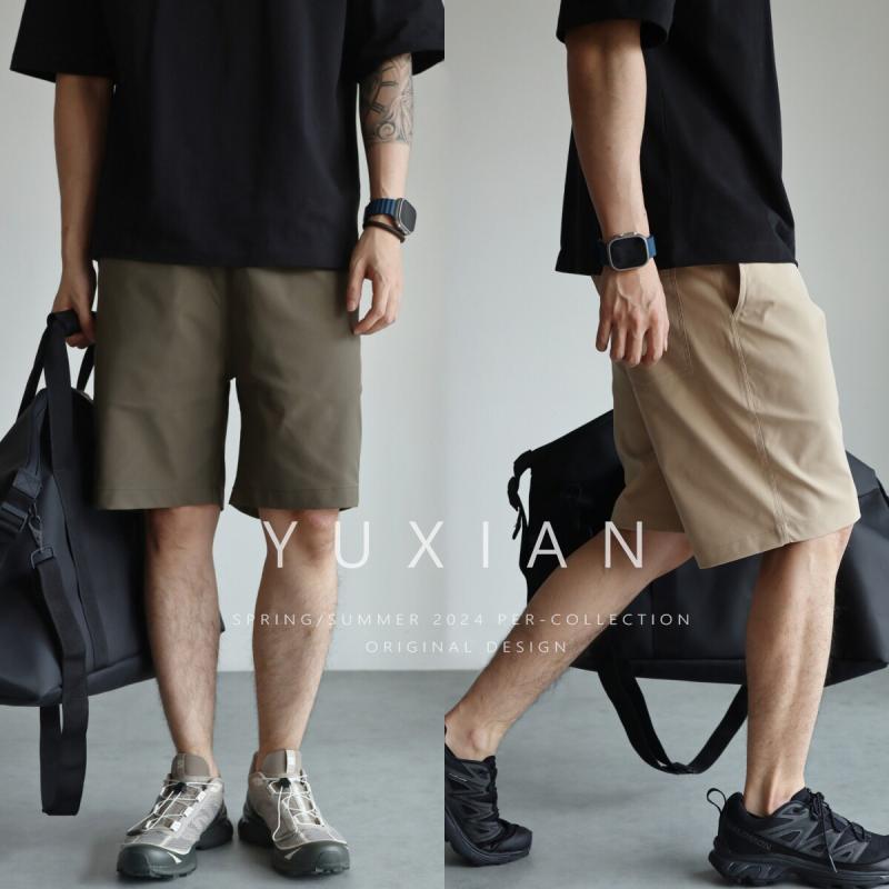 メンズ ボクサー ショーツ ゆったり ワイド シルエット 快適 フィット 軽量 抗シワ 防水 防汚 防油 イージー ケア 単色 シンプル 日常 使い 下着 インナー・カテゴリ: ショートパンツ・スタイル: ファッションアーバン・シルエット: ストレート・ウエスト: ゴム・丈: 膝上ショート・: レジャー・裾: ストレート・主な素材: ポリエステル100%・柄: 無地・カラー展開: ブラック.ミリタリーグリーン.沙砾色.岩白色.炭グレー・サイズ展開: S.M.L.XL.2XL.3XL・対象: 若者・用途: 日常・素材機能: 防シワ・伸縮性: 中程度・厚み: 通常