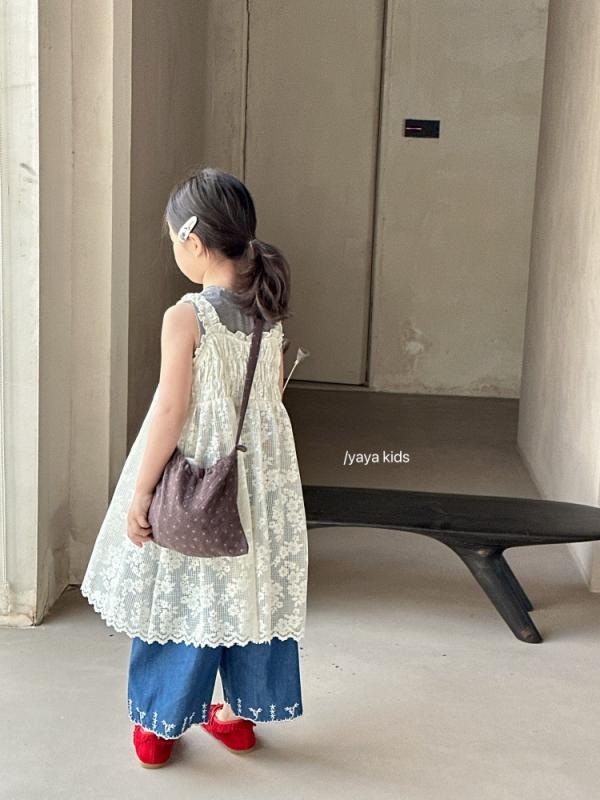 ワンピース キッズ 女の子 子供服 夏物 ノースリーブ 吊りスカート チュール レース 切り替え Aライン 重ね着 お出かけ着 カジュアル お洒落 かわいい 通学 通園 普段使い ナチュラル 体型カバー ゆったり 涼しい 柔らかい 快適 女児 こども服